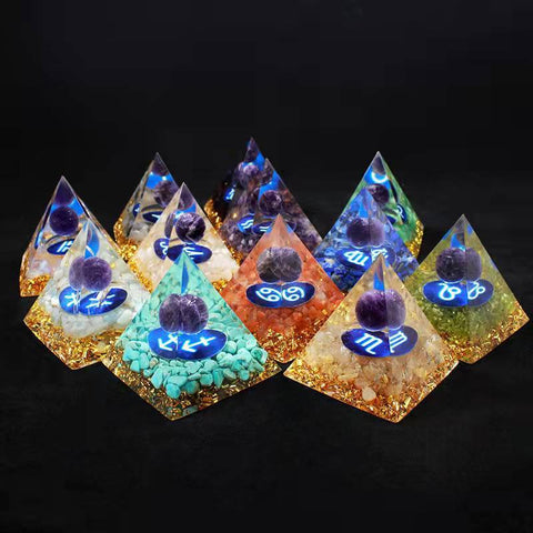 Twelve Constellation Chakra Pyramid Crystal Gravel Bedroom Ornament