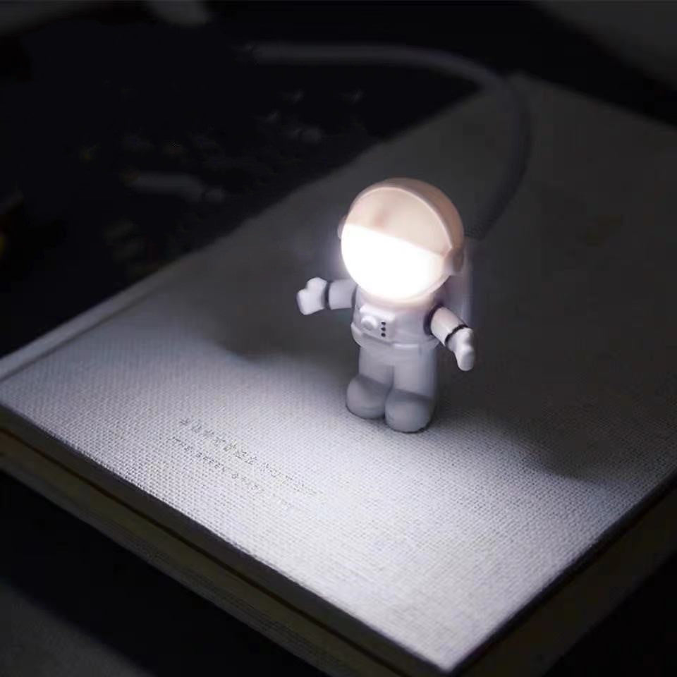 Astronaut LED Night Light USB Small Table Lamp