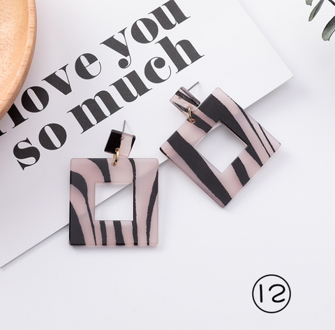 Simple and stylish acrylic geometric leopard stud earrings wooden earrings