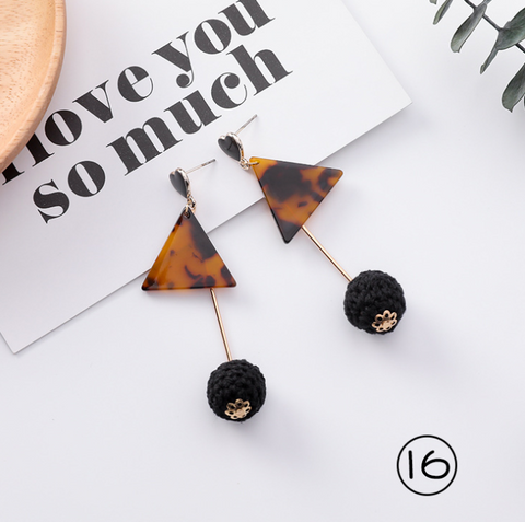 Simple and stylish acrylic geometric leopard stud earrings wooden earrings