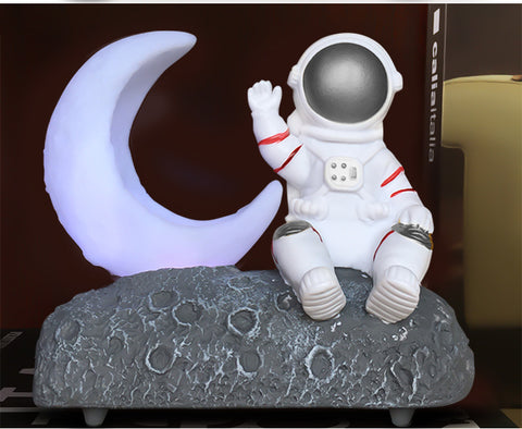 Moon Light Astronaut Glowing Wireless Speaker