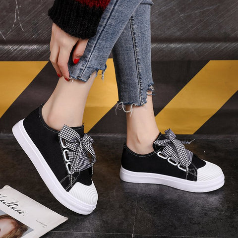2021 spring new women's shoes casual round head cross binding belt low heel lacing belt PU shoes