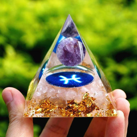 Twelve Constellation Chakra Pyramid Crystal Gravel Bedroom Ornament