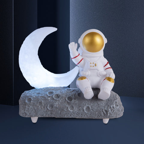 Moon Light Astronaut Glowing Wireless Speaker