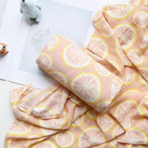 Baby holding a blanket towel double-layer yarn bamboo newborn baby towel