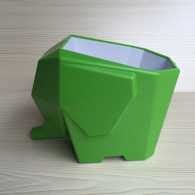 HuTCH Defends Toothbrush To Wear Elephant To Drain Water To Wear