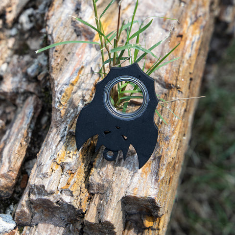 Halloween Creative Fidget Spinner Toy Bat Demon Ghost Keychain Hand Spinner Anti-Anxiety Toy Relieves Stress Bottle Opener Kids Toy