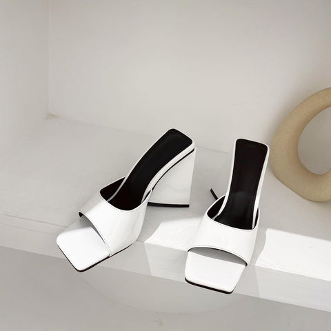 Patent Leather Square Head Beautiful Color Thick With Sandals
