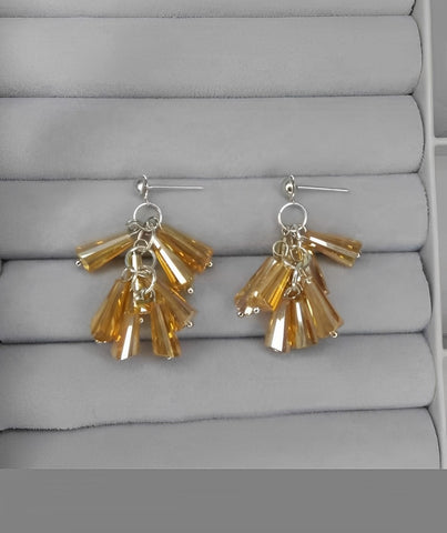 Women's Fashion Short Crystal Earrings Candy-colored Fashion Earrings Baroque Fashion Earrings
