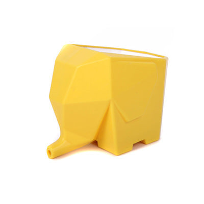 HuTCH Defends Toothbrush To Wear Elephant To Drain Water To Wear