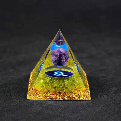 Twelve Constellation Chakra Pyramid Crystal Gravel Bedroom Ornament