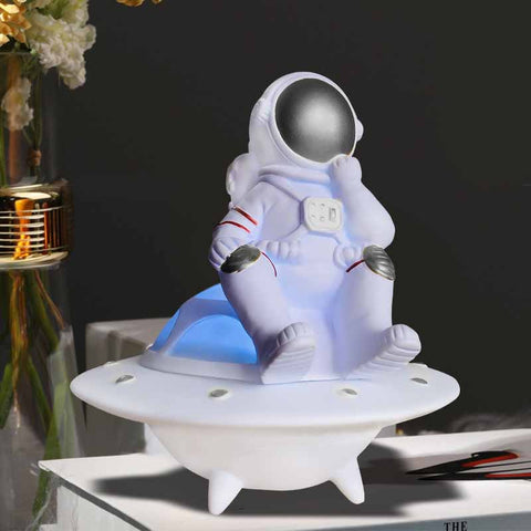 Moon Light UFO Astronaut Luminous Wireless Bluetooth TWS Speakers Creative Birthday Gift Decoration Loudspeaker Support TF FM