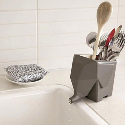 HuTCH Defends Toothbrush To Wear Elephant To Drain Water To Wear