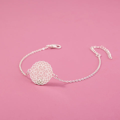 Silver round flower copper sheet luminous dripping oil necklace